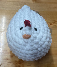 Load image into Gallery viewer, Small White Crochet Chicken
